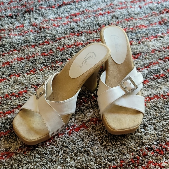 Sandals - Picture 2 of 2